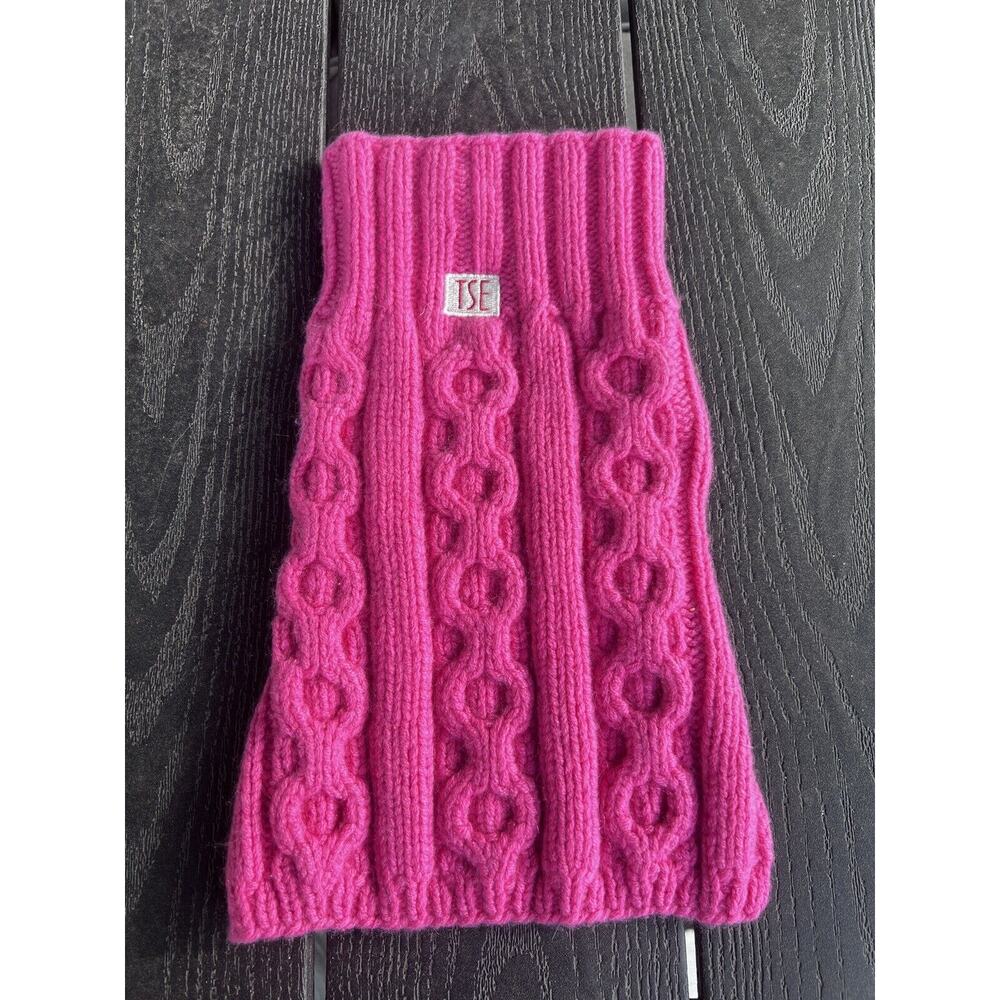 TSE Dog 100% Cashmere Sweater Size Small Hot Pink Cable Knit quiet luxury